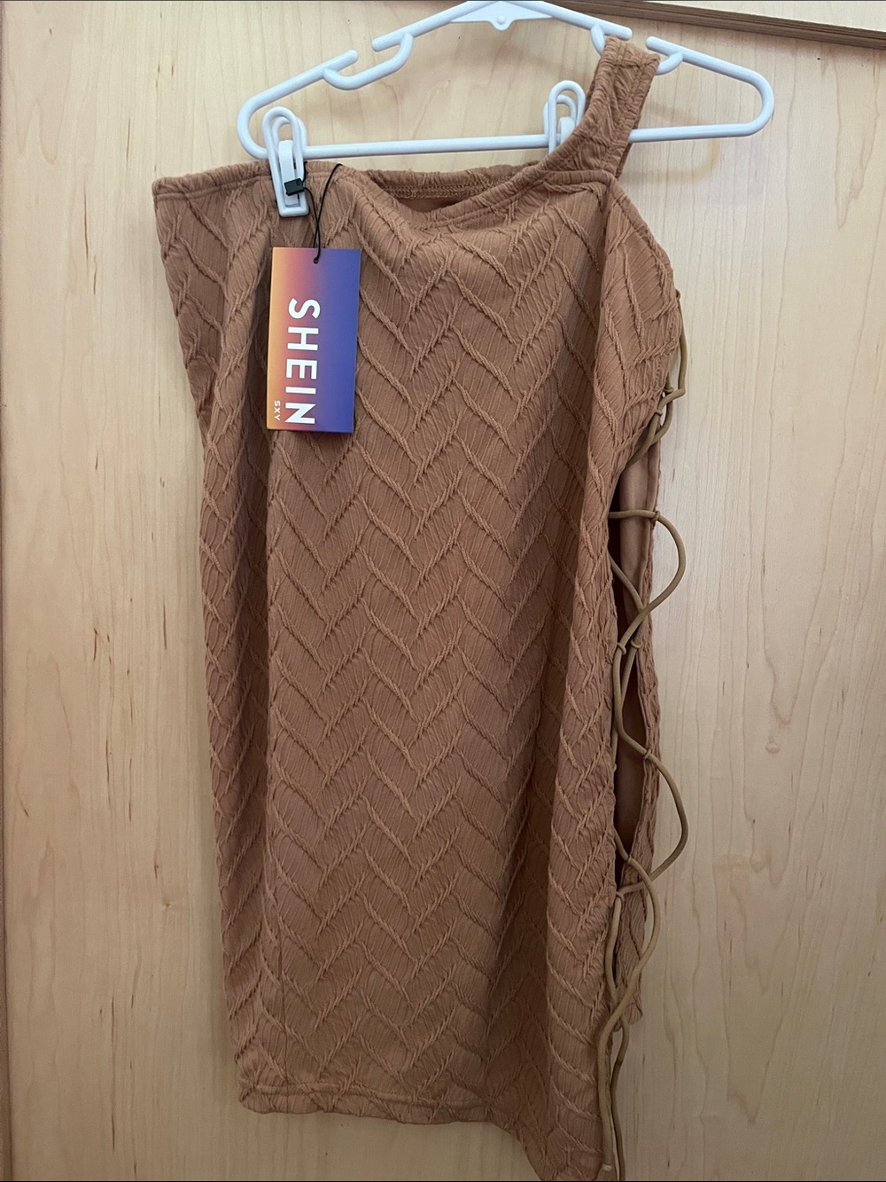 SHEIN Brown One-Shoulder Side Lace-Up shirt
